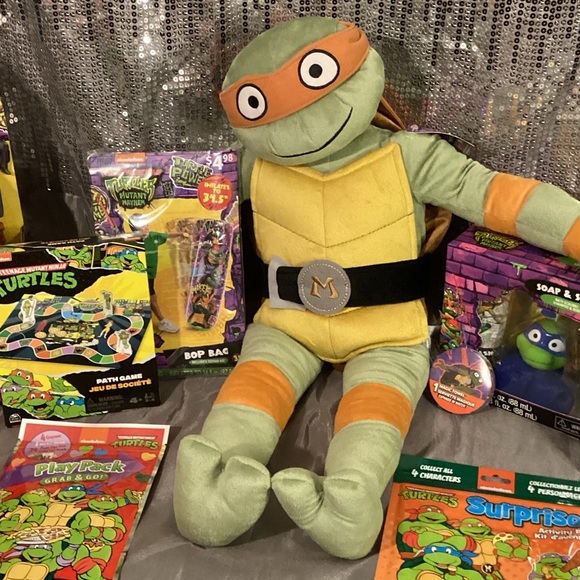 NWT Teenage Mutant Ninja Turtles Toy Gift Bundle- 9pc. - Picture 3 of 16